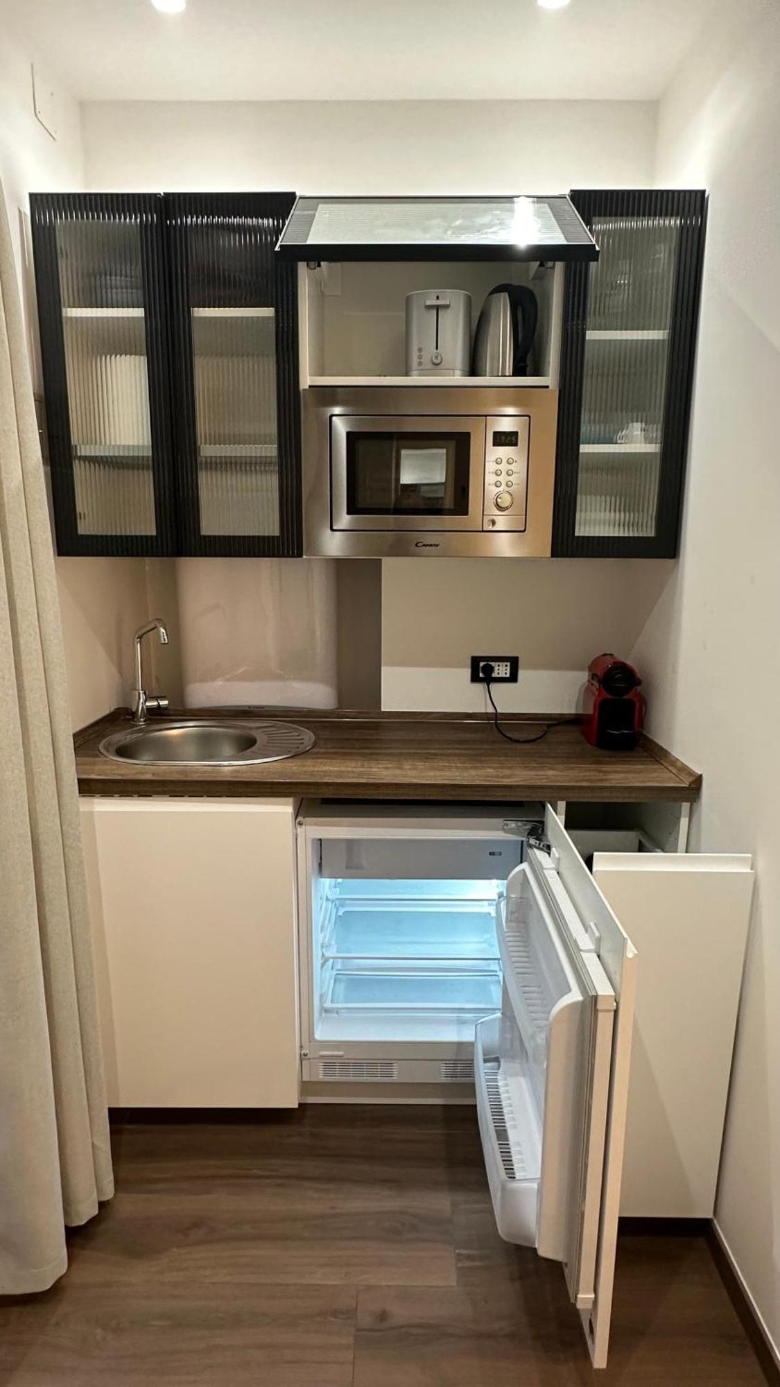 רומא Colosseo Design Apartament מראה חיצוני תמונה