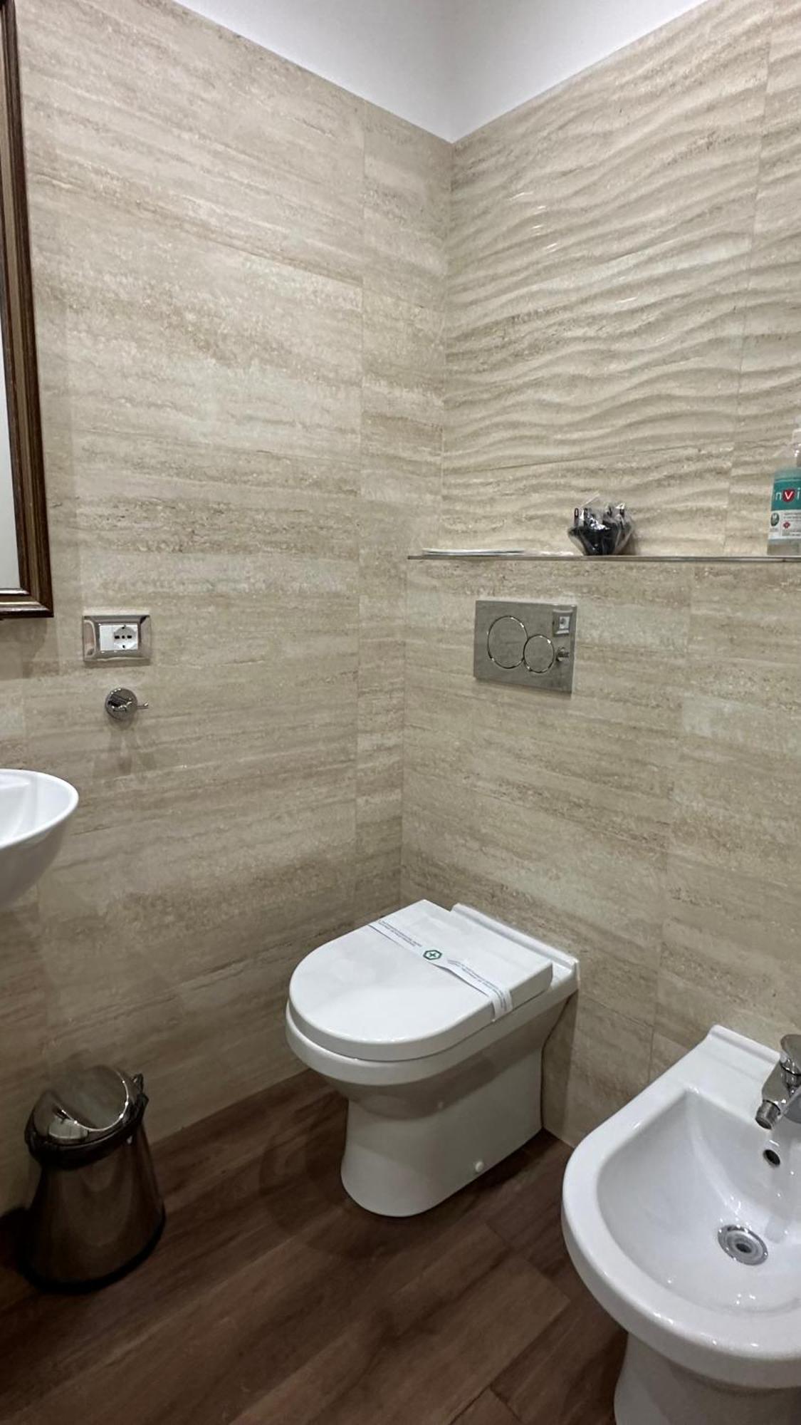רומא Colosseo Design Apartament מראה חיצוני תמונה
